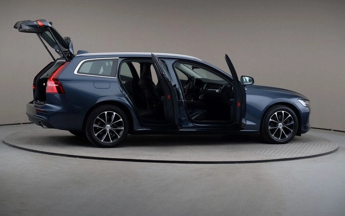 Volvo V60 cena 134899 przebieg: 102313, rok produkcji 2021 z Szczecin małe 326